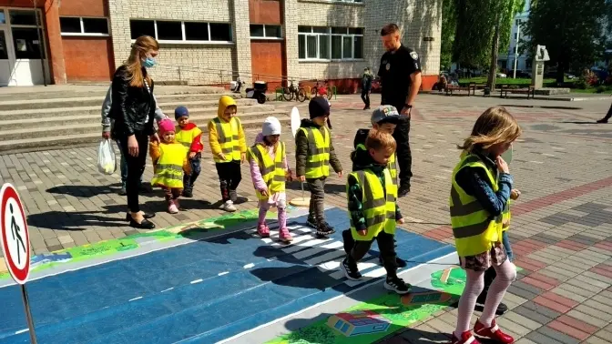 Як у Львові навчають дітей безпечної поведінки на дорогах