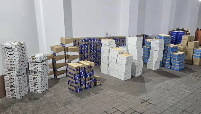На кордоні на Львівщині за минулу добу виявили 4 тонни молочних продуктів, які намагалися ввезти в Україну