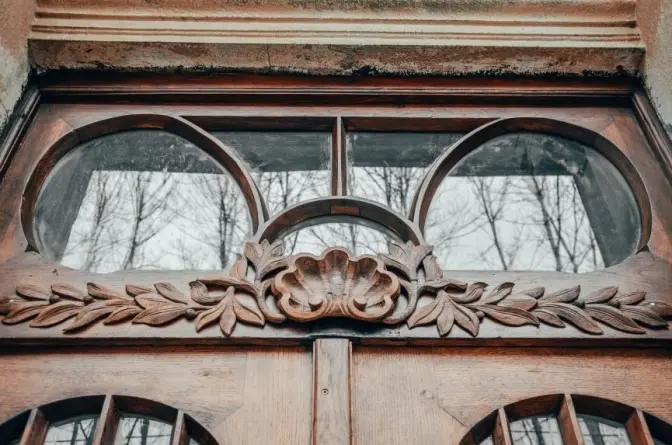 У Львові стартував набір заявок на реставрацію історичних вікон і брам. Як податися