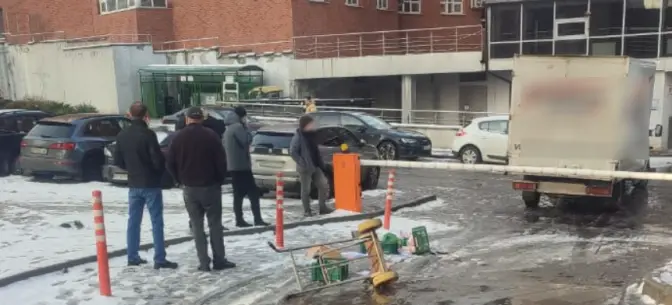 У Львові мікроавтобус збив 17-річного хлопця