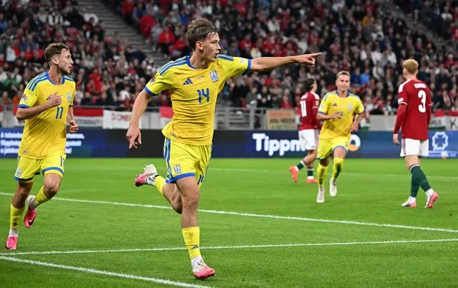 Сікан відсвяткував повернення до збірної голом/ Фото: Getty Images