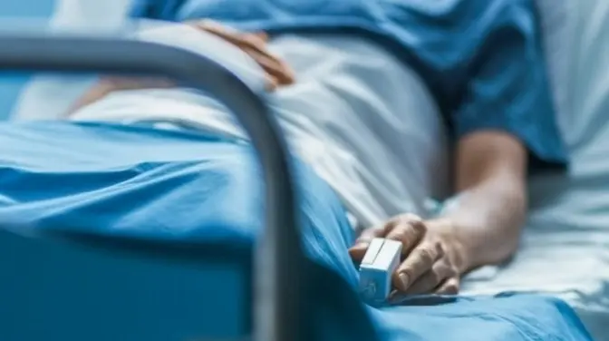 До лікарень госпіталізували майже 300 мешканців Львівщини. Статистика за добу