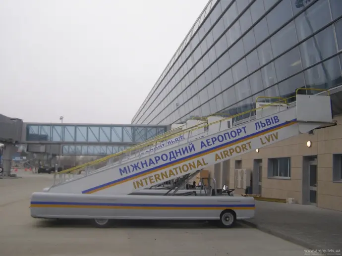 У львівському аеропорту запровадили платну послугу для пасажирів