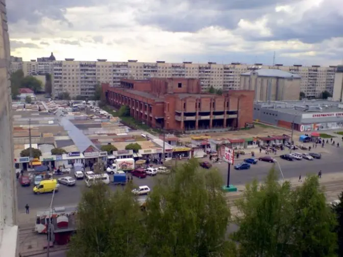 Орендарі ринку «Провесінь» проти будівництва торгового центру на місці базару