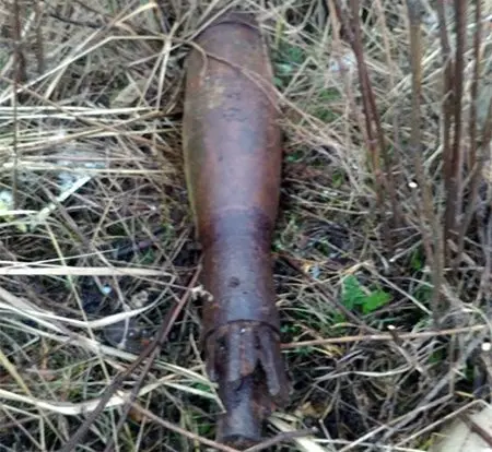 У Львові в Рясне поліцейські виявили артилерійський снаряд
