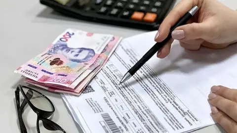 Пенсійний фонд роз'яснив, хто може платити за комунальні послуги менше/Фото умовне
