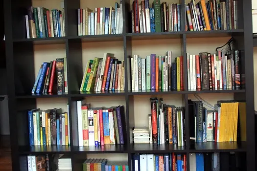 На Гаражному розпродажі книжок для солдат зібрали понад 15 тис. грн