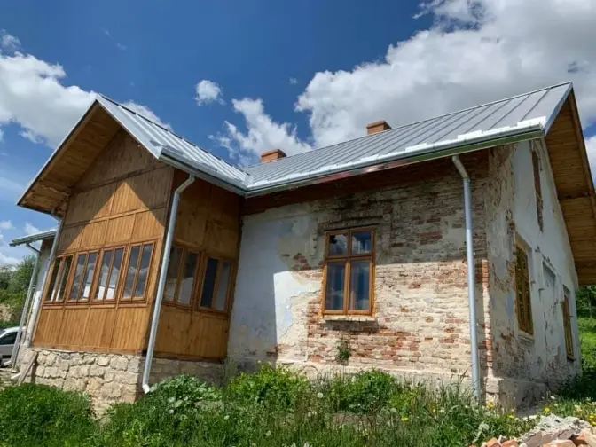 Фейсбук: Pomoriany Castle/ Поморянський замок