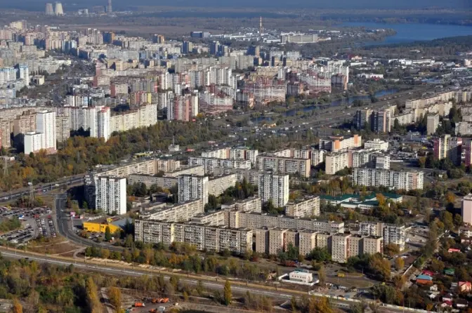 Прокуратура оскаржує передачу в оренду землі на Троєщині вартістю понад 9,5 млн грн