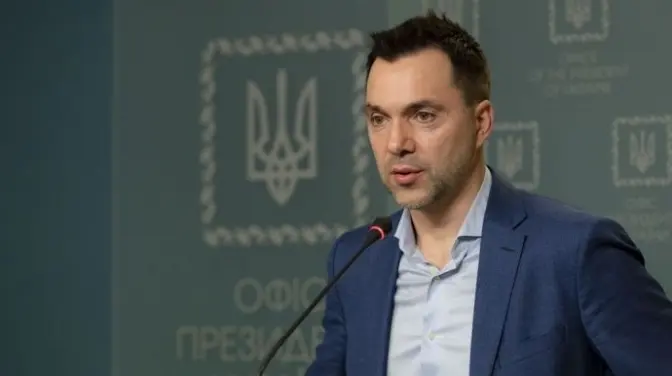 Активна фаза війни в Україні триватиме до середини квітня, – Арестович