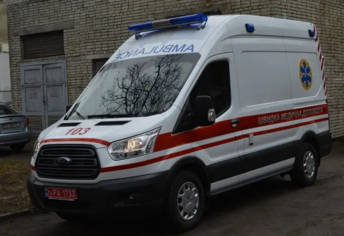 Львівська обласна лікарня отримала сучасний реанімобіль для новонароджених. Відео