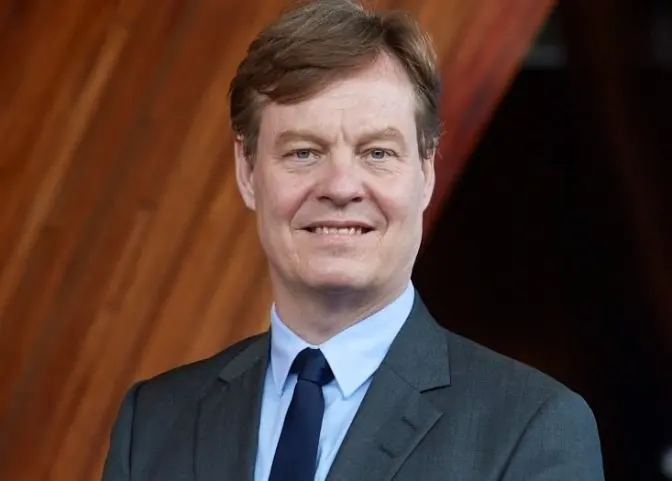 Steen Norløv