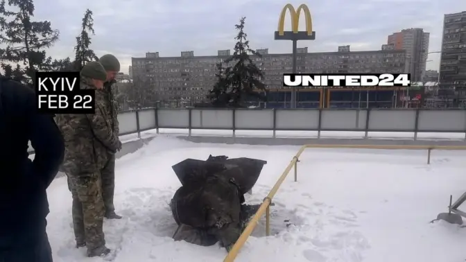 На будівлі столичного McDonald’s виявили уламки балістичної ракети «Іскандер»