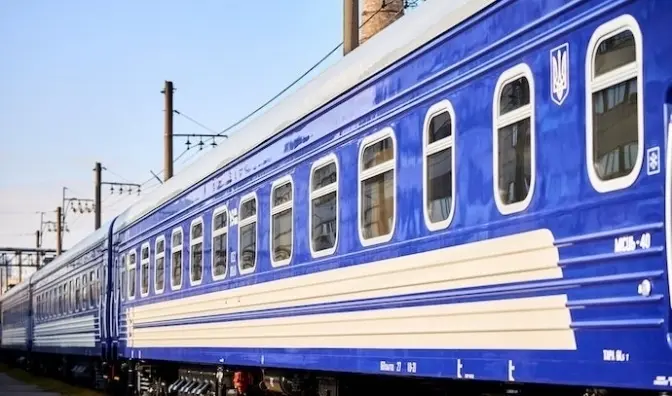 Поїзд Львів – Рівне змінює графік руху