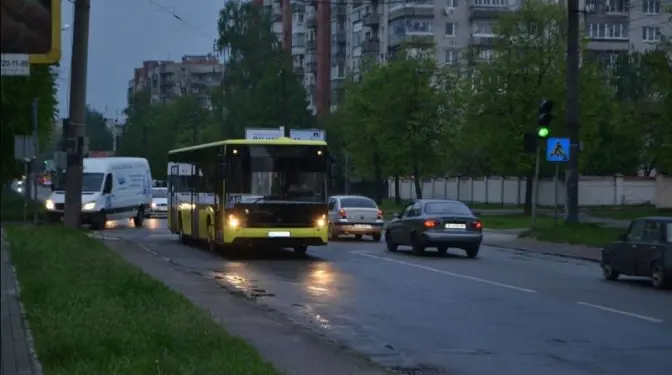 Львовом почали курсувати 10 нових автобусів «Електрон». Маршрут