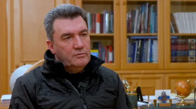 Найближчі місяці можуть бути вирішальними у війні, – Данілов