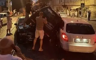У Львові сталась ДТП за участі трьох автомобілів. Фото
