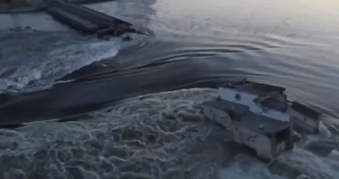 Підрив дамби Каховської ГЕС не позначиться на водопостачанні Києва