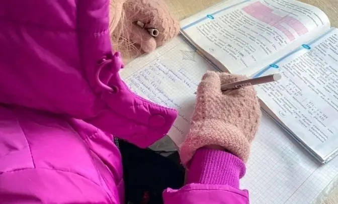 Батьки школярів скаржаться на холод у школах. Львову бракує генераторів для котелень