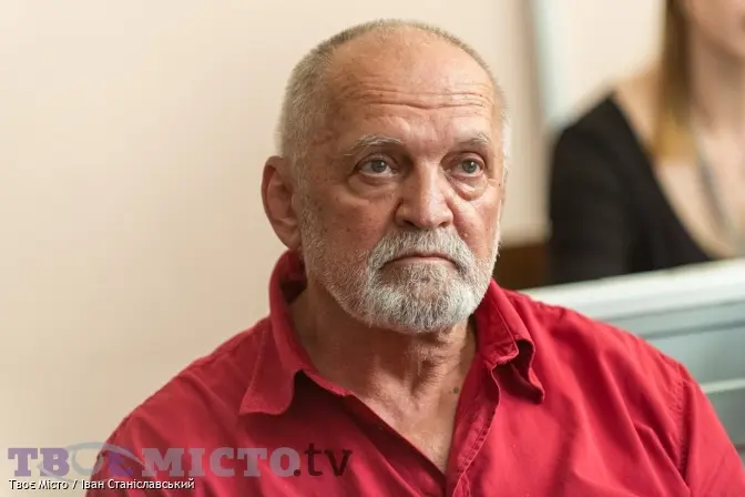 «Будемо з ним до кінця». Хто та чому прийшов на суд до Дзиндри