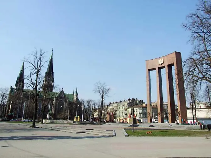 Частину площі Кропивницького хочуть зробити пішохідною. Візуалізація