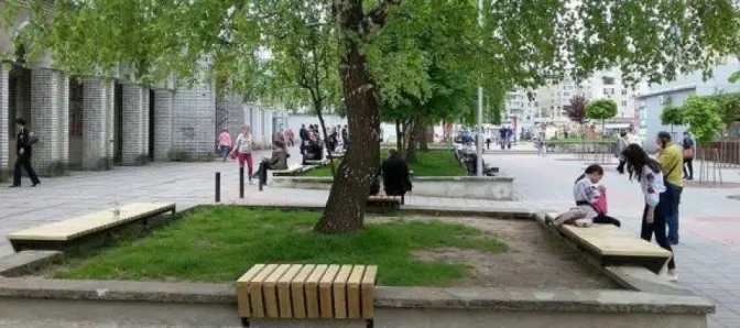 Львів’ян запрошують на презентацію лавок для мрій у Сквері Гідності