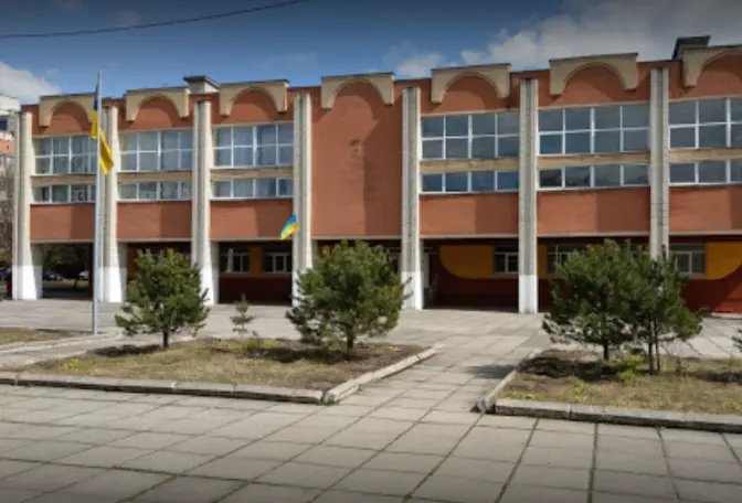 У Львові повідомили про замінування ліцею на Сихові