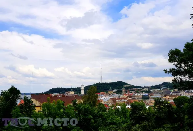 Нетуристичний Львів: палац для геолога, Цитадель та дві сторони маловідомого театру
