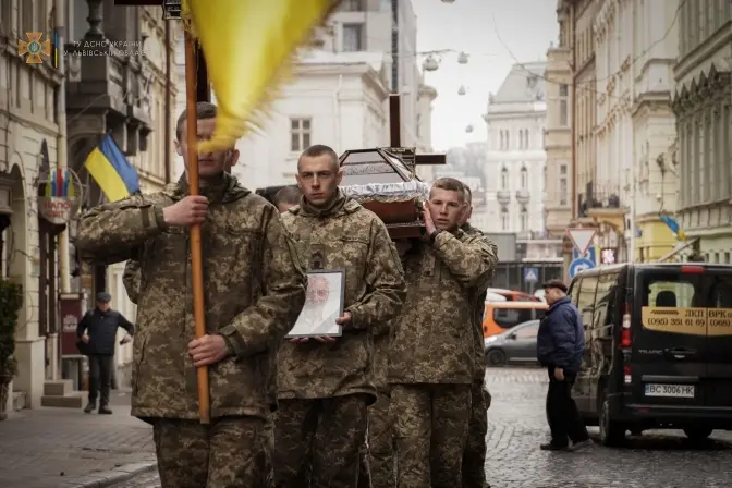 Під час запеклих боїв з окупантами загинув Віктор Марков із ДСНС Львівщини