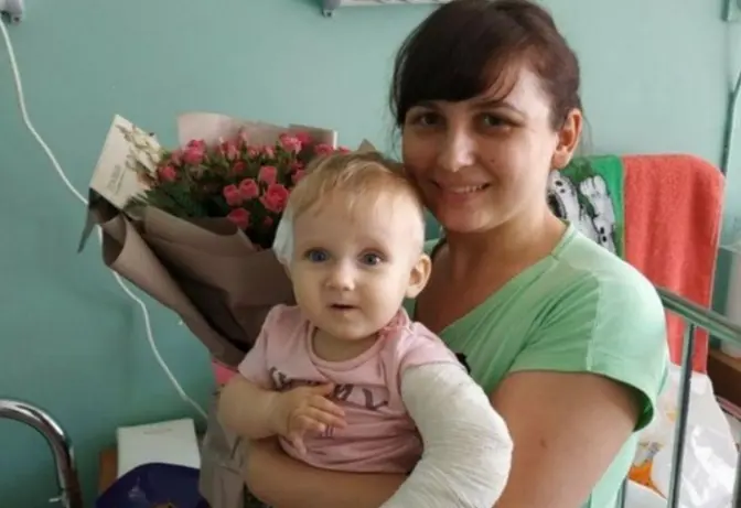 Львів’ян просять допомогти 11-місячній Насті із рідкісною хворобою