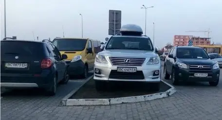 Який паркінг в центрі Львова приносить найбільше грошей