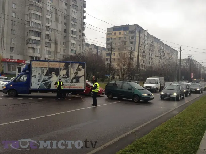 Як оформити європротокол у випадку ДТП. Роз'яснення від поліції