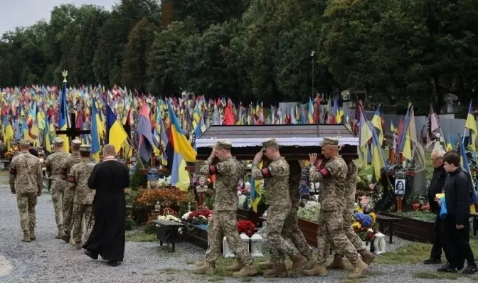 Завтра Львів попрощається із 24-річним воїном Маркіяном Морозевичем