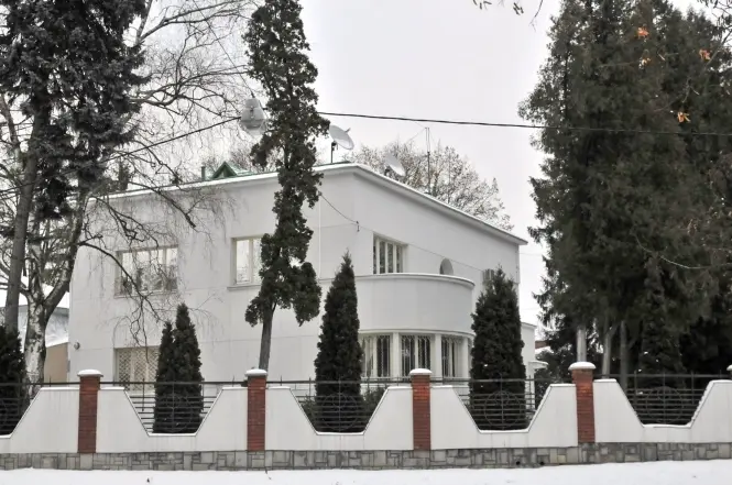 Резиденцію Президента у Львові виставлять на торги