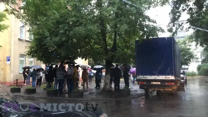У Львові правоохоронці проводять досудові розслідування щодо стоматологів