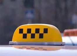 Таксистів Львова штрафуватимуть за хаотичні стоянки