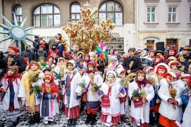 У Львові говоритимуть про українські традиції та обряди. Де дивитися