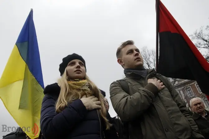 Фото дня: Львів вшановує Героїв Майдану
