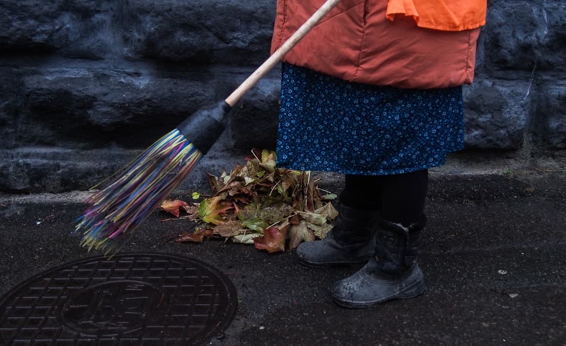 Уп'яте обиратимуть найкращого двірника Львова. Як подати кандидатуру