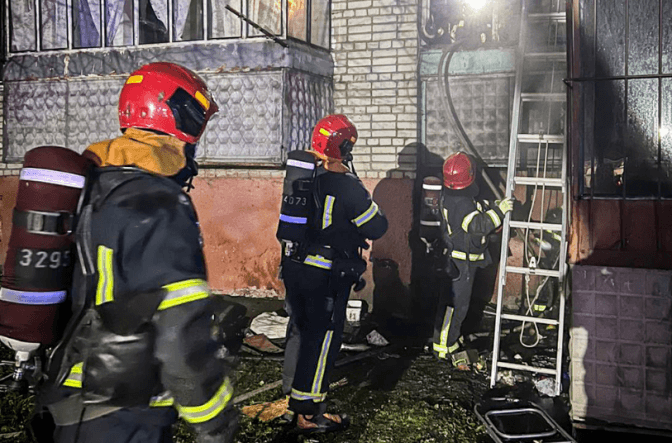 У Львові сталася пожежа в багатоквартирному будинку