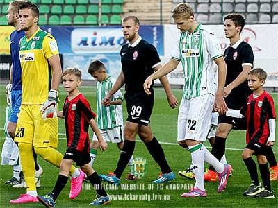 Маленьких львів’ян запрошують вивести футболістів «Карпат» на матч