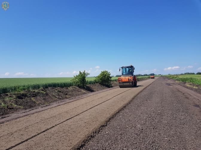 На Львівщині відремонтують дорогу Золочів – Красне