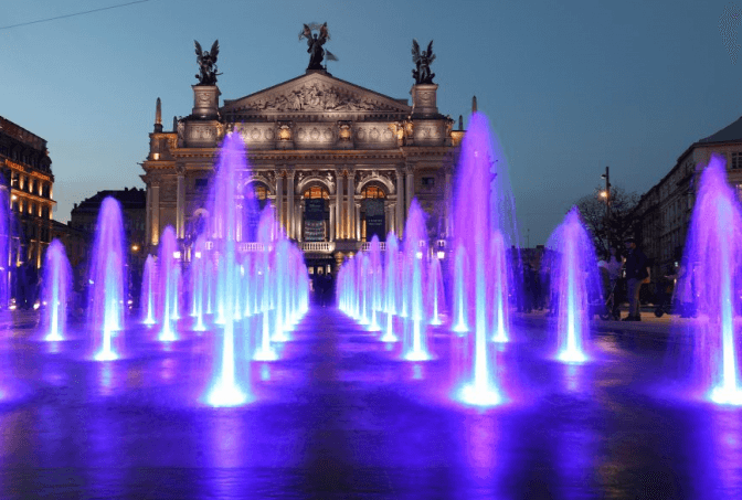 Битва за Оперу. Що відбувається із конкурсом на директора головної сцени Львова