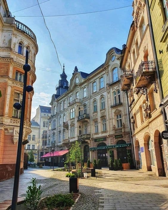 У Covid-Фонді України залишилося лише 5% коштів та новий антирекорд у світі. Головне за ніч і минулу добу