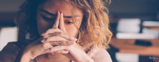 Скільки українців потерпали від стресу торік. Опитування