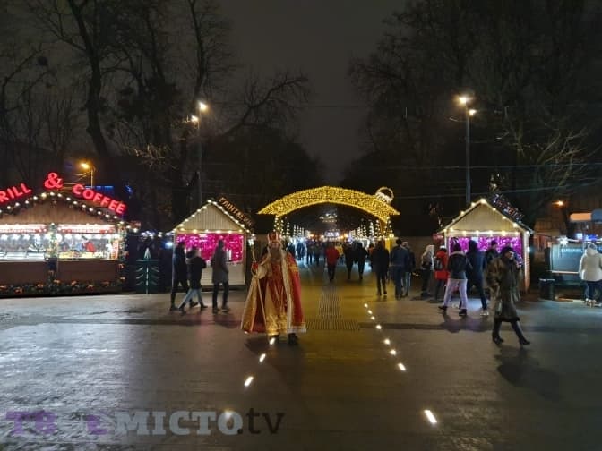 У Львові затримали зловмисника, який стріляв в охоронця Різдвяного ярмарку