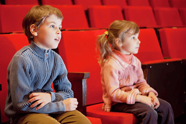 У Львові дітей-переселенців запрошують на безкоштовні перегляди у «Планета Кіно»