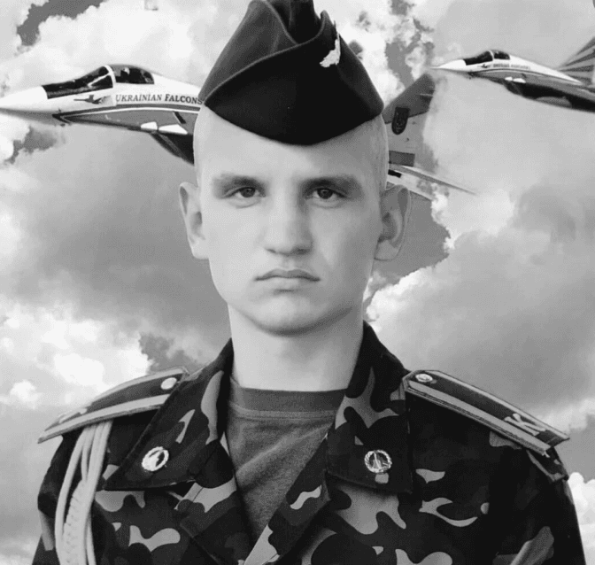 Загинув український пілот-винищувач Андрій Ткаченко