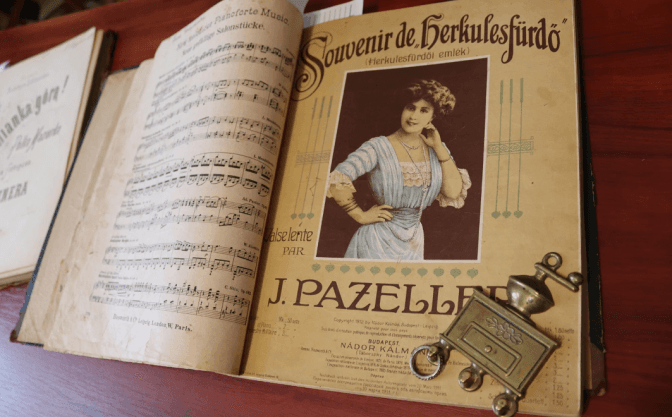 Дім Франка поповнився рідкісними експонатами ХІХ – поч. ХХ століття