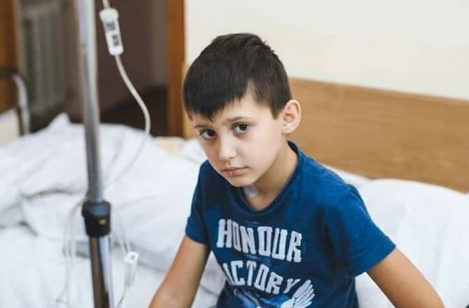 Львів’ян просять допомогти 14-річному Денискові, в якого вдруге стався рецидив лейкемії